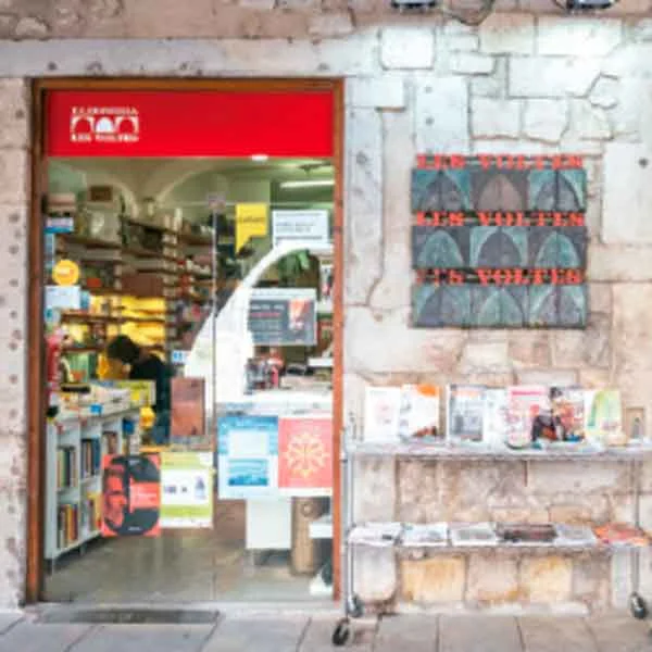 Façana llibreria Les Voltes